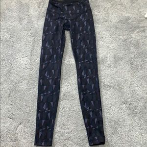 Lululemon geometric patterned leggings